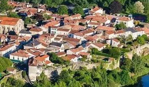 鄂尔多斯回乡建别墅为什么一定要选专业乡墅公司